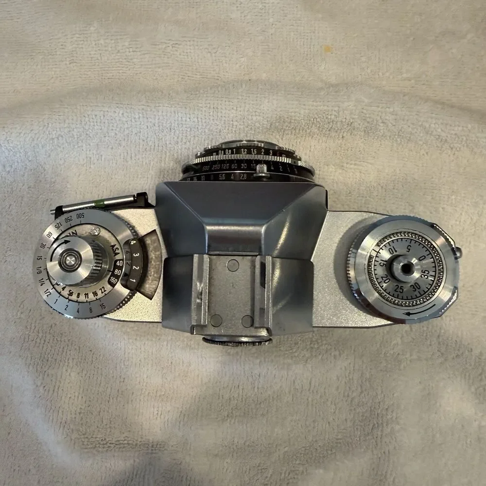 Zeiss Ikon Contaflex 35mm Film Camera Tessar 45mm F/2.8 Germany w/ Case UNTESTED